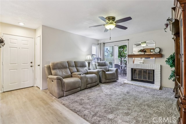 Detail Gallery Image 5 of 27 For 795 Brookstone Rd #102,  Chula Vista,  CA 91913 - 3 Beds | 2 Baths