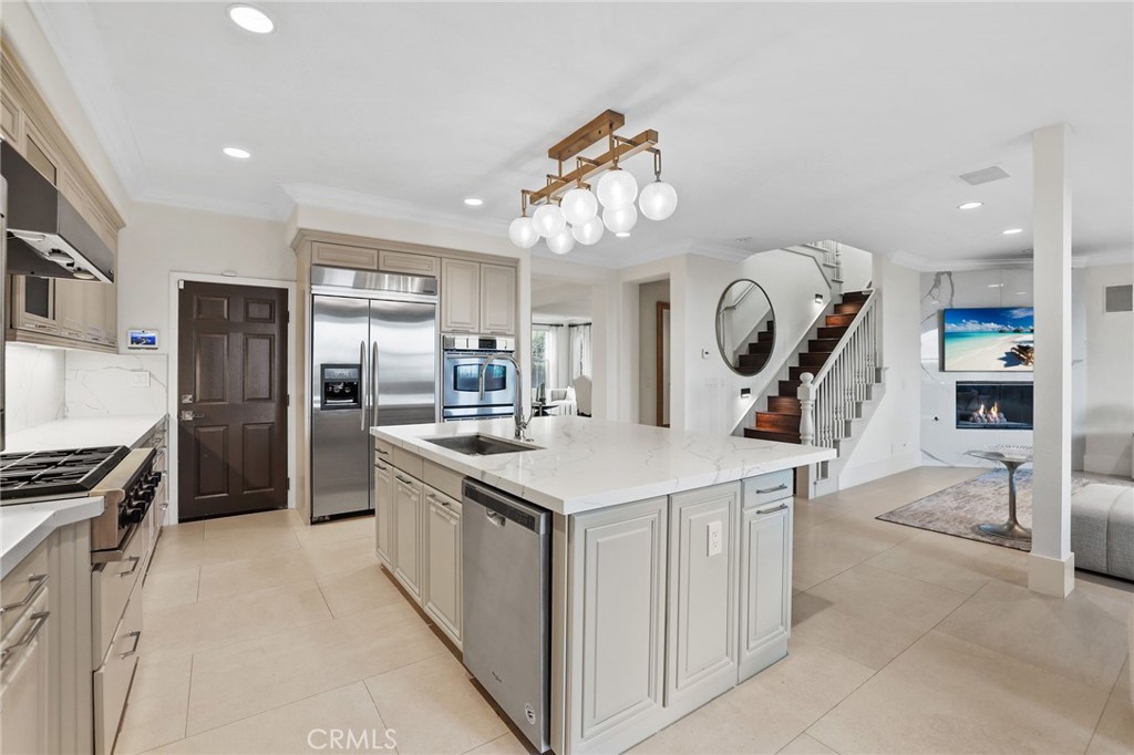 MLS #OC25222504 image #25