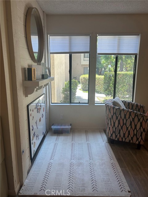 4831 Lago Drive, Huntington Beach CA: https://media.crmls.org/medias/6a708dc8-2046-428e-acbe-b3c4ad0de167.jpg