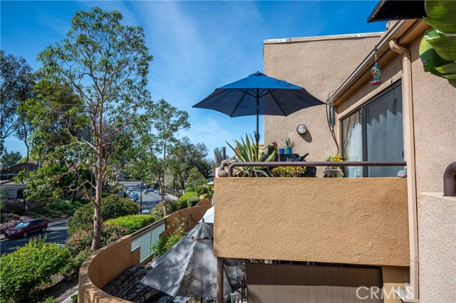 Detail Gallery Image 4 of 22 For 25671 Le Parc #8,  Lake Forest,  CA 92630 - 3 Beds | 2 Baths