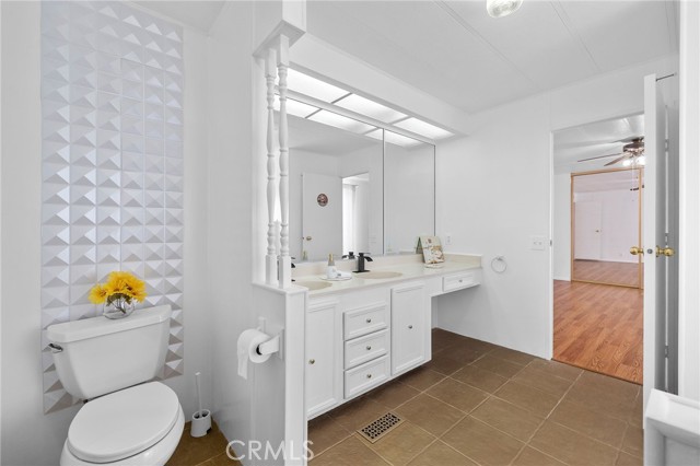 1919 W Coronet Avenue, Anaheim CA: https://media.crmls.org/medias/6a7127b2-78b8-4cf2-9e41-6bcaac2ad5e8.jpg