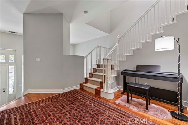 23402 Brookdale Lane, Valencia CA: https://media.crmls.org/medias/6a714664-fbe9-4837-b255-b3735a234f6a.jpg