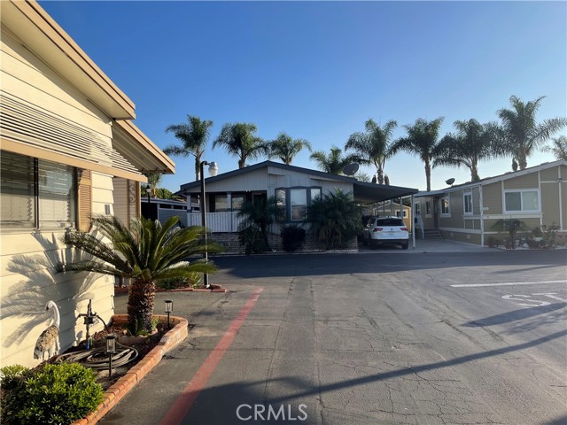 Detail Gallery Image 8 of 28 For 211 S Beach Blvd #72,  Anaheim,  CA 92804 - 3 Beds | 2 Baths