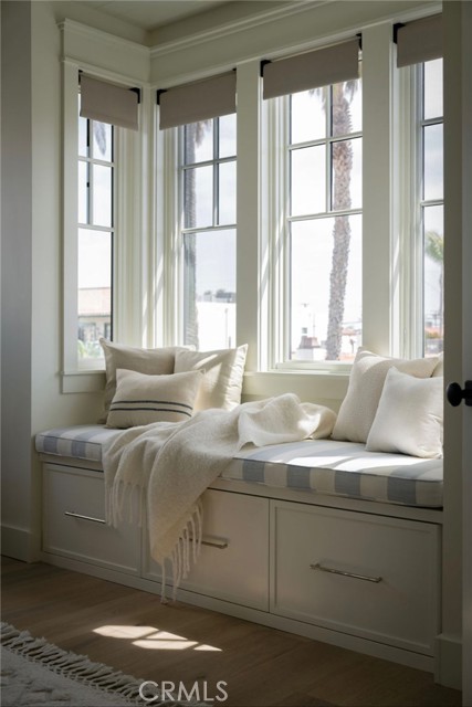 Detail Gallery Image 41 of 75 For 153 Granada Ave, Long Beach,  CA 90803 - 5 Beds | 4 Baths