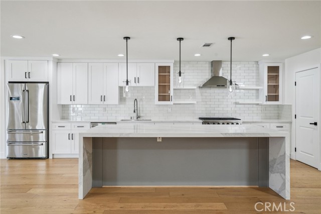Detail Gallery Image 2 of 40 For 21922 Erie Ln, Lake Forest,  CA 92630 - 4 Beds | 3 Baths