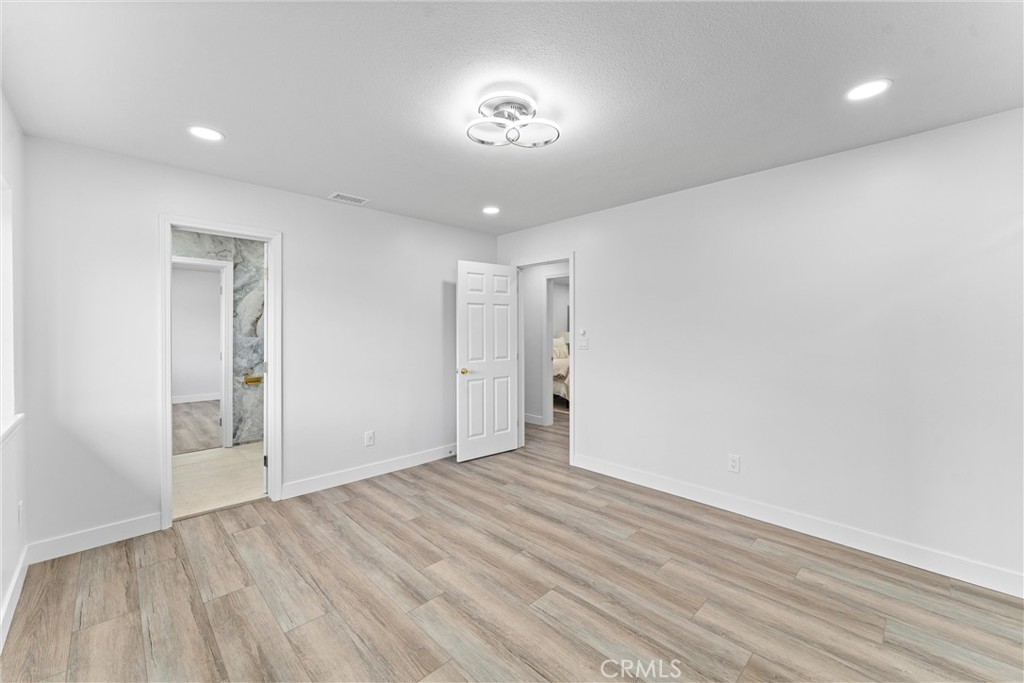 6a72d3fb D1bd 40aa 99a3 A10f2cd07e70