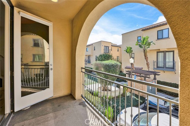 Detail Gallery Image 16 of 21 For 813 S Anaheim Bld #101,  Anaheim,  CA 92805 - 3 Beds | 2/1 Baths