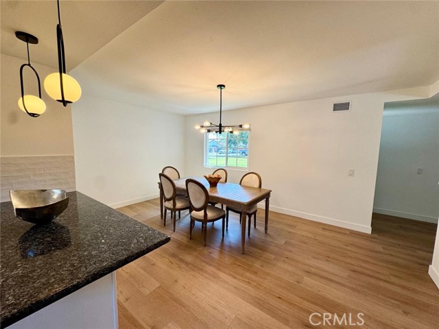 1502 W Hemlock Way, Santa Ana CA: https://media.crmls.org/medias/6a75194b-a49b-4d56-9737-b20ef00b2f07.jpg