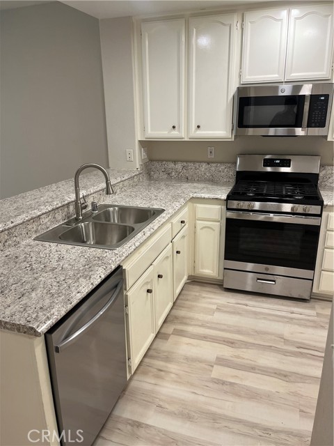 6415 Seldon Way, Chino Hills CA: https://media.crmls.org/medias/6a75b34f-54b5-4531-a99a-d367dff42183.jpg