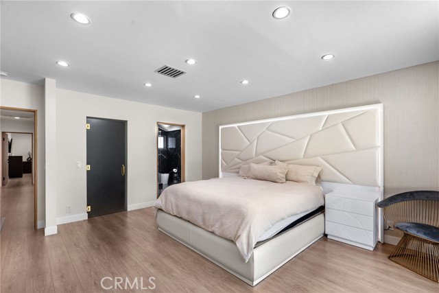 16810 Adlon Road, Encino CA: https://media.crmls.org/medias/6a760c5e-5d3e-4594-8fe0-4c5b51fe8b59.jpg