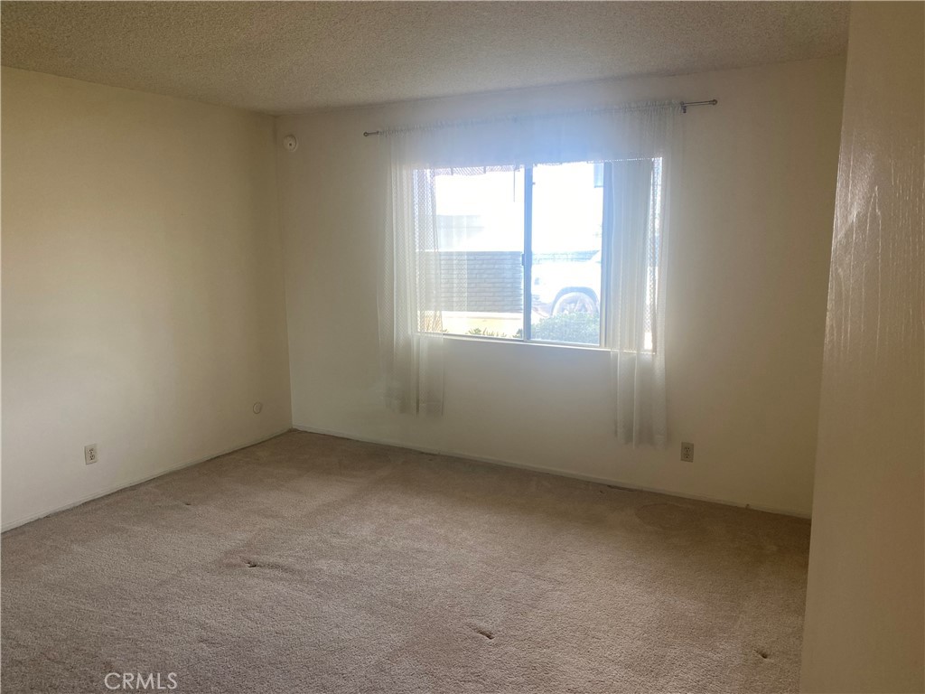 1000 Principia DriveGlendale img 10