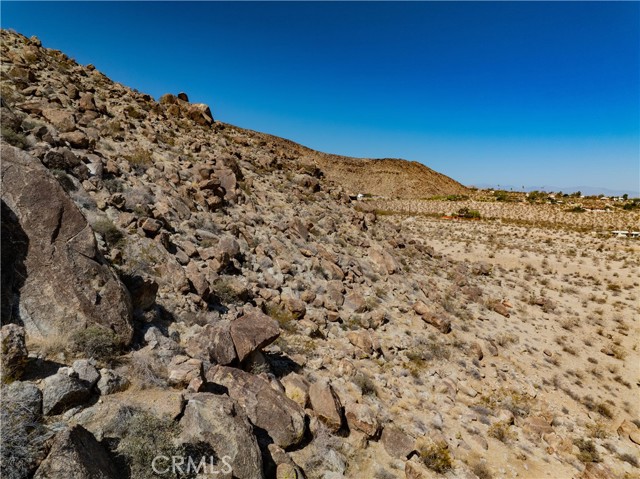 Detail Gallery Image 14 of 28 For 7099 Canyon Rd, Twentynine Palms,  CA 92277 - – Beds | – Baths