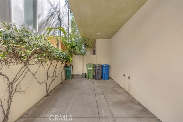 Carport spot