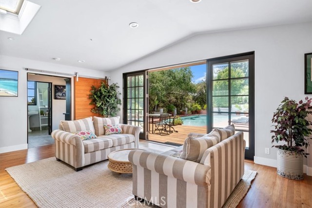150 Los Robles Court, San Luis Obispo CA: https://media.crmls.org/medias/6a76f58a-f036-4a69-86a2-dd5a53ec1cec.jpg