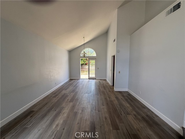 Detail Gallery Image 9 of 14 For 1435 Highpoint St, Upland,  CA 91784 - 4 Beds | 3 Baths