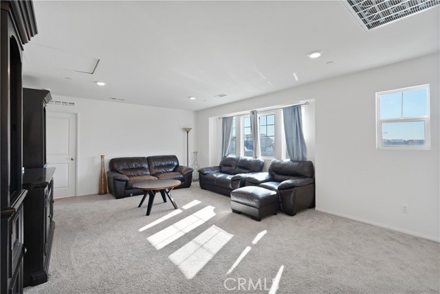 13876 Vantage Street, Moreno Valley CA: https://media.crmls.org/medias/6a77f2e9-a6d6-4b1a-a480-d8382b2bf4df.jpg