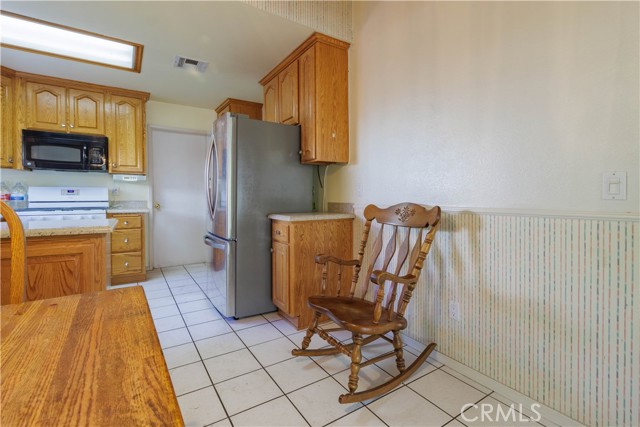 Detail Gallery Image 18 of 38 For 1323 Kingswood, Redlands,  CA 92374 - 3 Beds | 2 Baths