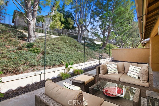 Detail Gallery Image 1 of 1 For 19431 Rue De Valore 49a,  Lake Forest,  CA 92610 - 2 Beds | 2 Baths