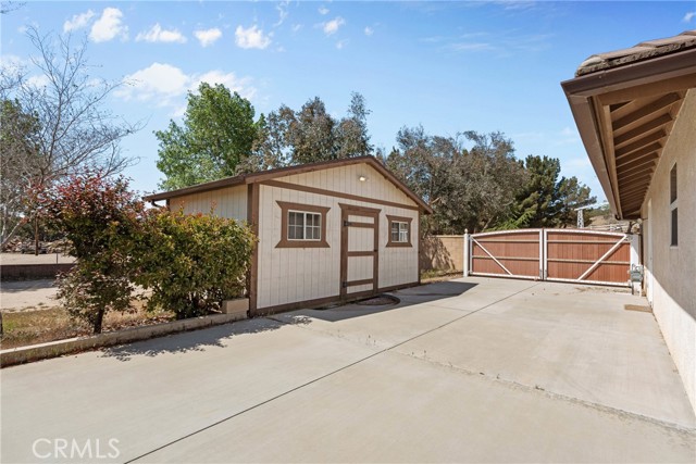 Detail Gallery Image 30 of 43 For 9153 Kittering Rd, Oak Hills,  CA 92344 - 4 Beds | 2 Baths