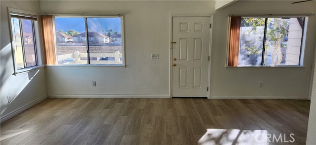 Detail Gallery Image 8 of 28 For 713 Walnut Dr, Lake Elsinore,  CA 92530 - 2 Beds | 1 Baths