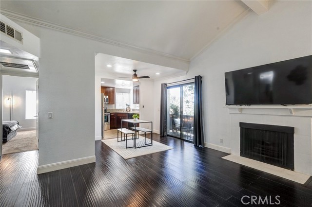 Detail Gallery Image 5 of 30 For 755 Racquet Club #476,  Diamond Bar,  CA 91765 - 2 Beds | 2 Baths