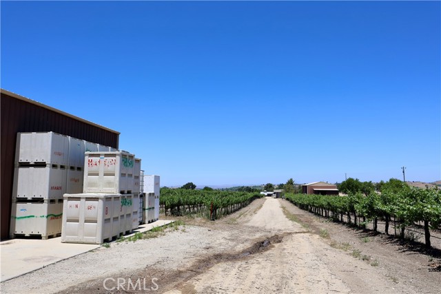 5575 El Pomar Drive, Templeton CA: https://media.crmls.org/medias/6a7b30d2-eecf-4296-98f1-31d16a07f8e8.jpg