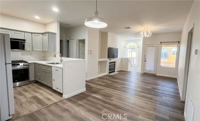 Front Image Thumbnail for CROC26089616