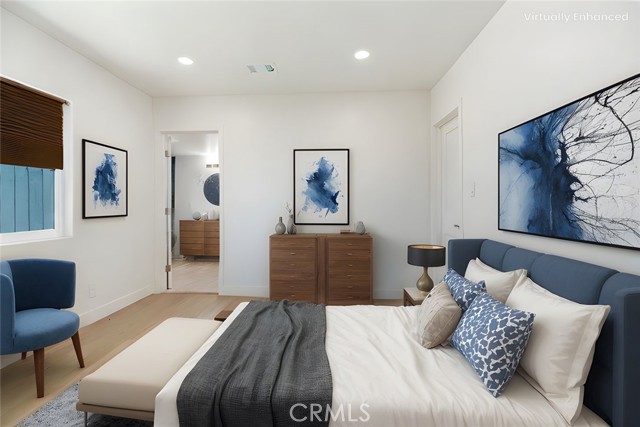 3011 5th Avenue, Los Angeles, California 90018, 3 Bedrooms Bedrooms, ,2 BathroomsBathrooms,Residential,For Sale,3011 5th Avenue,CRCV25154198