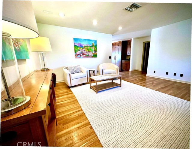 Detail Gallery Image 35 of 39 For 1944 W Lullaby Ln, Anaheim,  CA 92804 - 3 Beds | 2/1 Baths