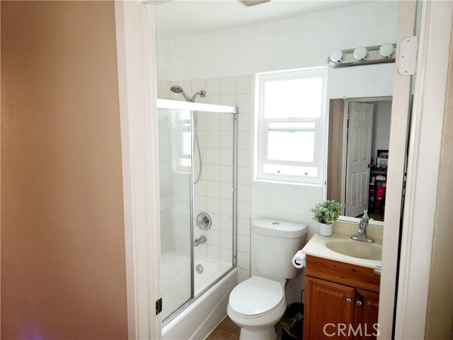 Detail Gallery Image 23 of 29 For 11608 Valley View Ave #6,  Whittier,  CA 90604 - 4 Beds | 2 Baths