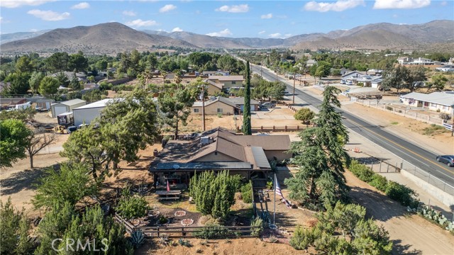 32809 Crown Valley Road, Acton CA: https://media.crmls.org/medias/6a7e6b4b-3fd9-41c6-9ef7-9bf62862af4d.jpg