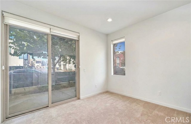 Detail Gallery Image 3 of 11 For 126 Novel, Irvine,  CA 92618 - 3 Beds | 3/1 Baths