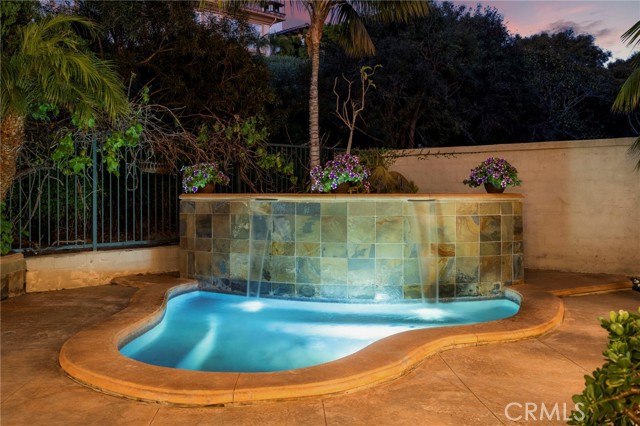 Detail Gallery Image 7 of 64 For 22 via Monarca, Dana Point,  CA 92629 - 5 Beds | 4 Baths