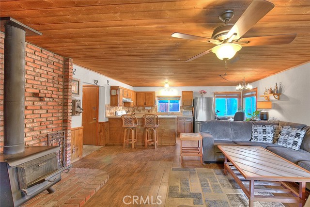 Detail Gallery Image 15 of 75 For 438 Boyd Trl, Big Bear Lake,  CA 92315 - 2 Beds | 2 Baths