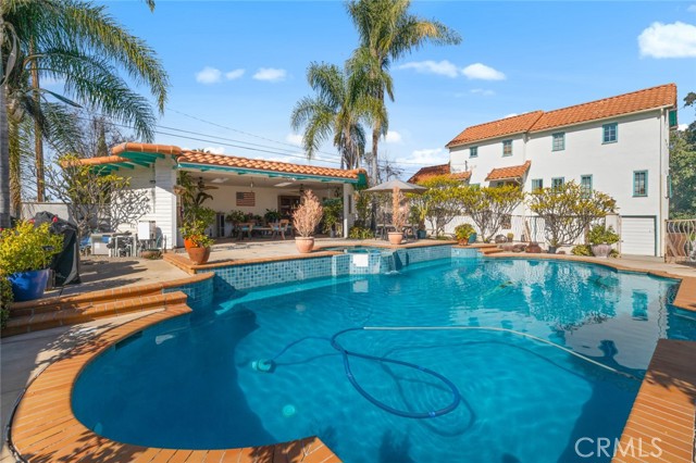 Image 2 of 5 For 8404 Catalina