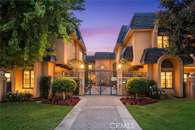 Front Image Thumbnail for CRWS25275525