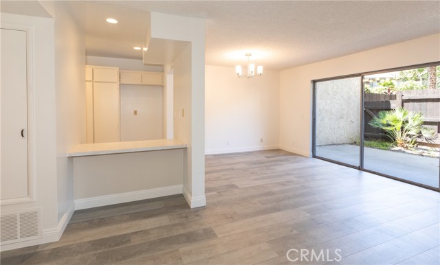 611 Lighthouse Way, Port Hueneme CA: https://media.crmls.org/medias/6a80481f-9c7e-4025-afbb-72e9b6e6ecc0.jpg