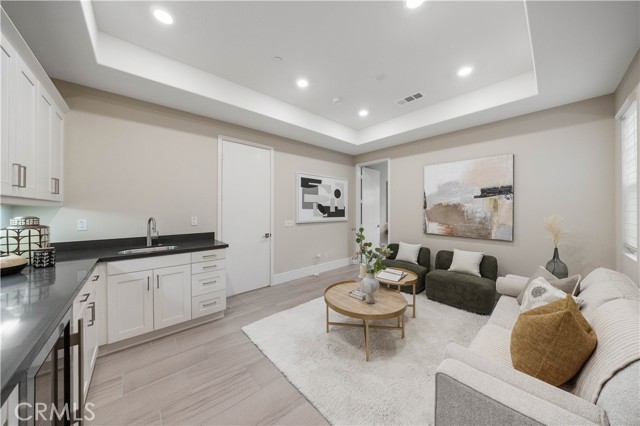 Detail Gallery Image 11 of 43 For 72 Ray, Irvine,  CA 92618 - 4 Beds | 4/2 Baths