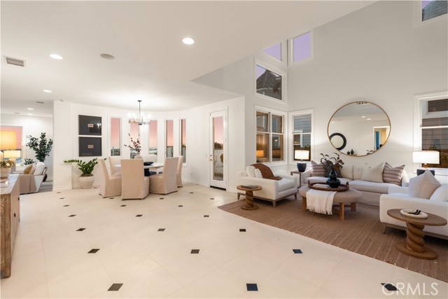 Detail Gallery Image 4 of 34 For 47 Cape Andover, Newport Beach,  CA 92660 - 4 Beds | 3/2 Baths