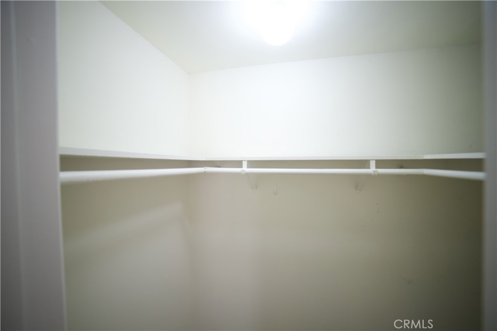 https://media.crmls.org/medias/6a81e799-cd58-4fcb-bb56-3fe1c047397e.jpg?preset=X-Large