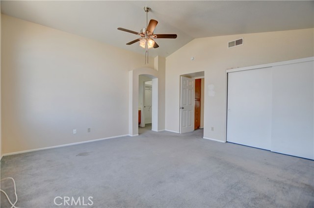 Image 37 of 52 For 681 Goldenrod Street