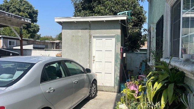 Detail Gallery Image 4 of 10 For 1223 E 46th St, Los Angeles,  CA 90011 - – Beds | – Baths