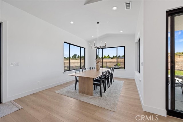 Detail Gallery Image 25 of 74 For 2064 Westhampton Dr, Arroyo Grande,  CA 93420 - 4 Beds | 4/1 Baths
