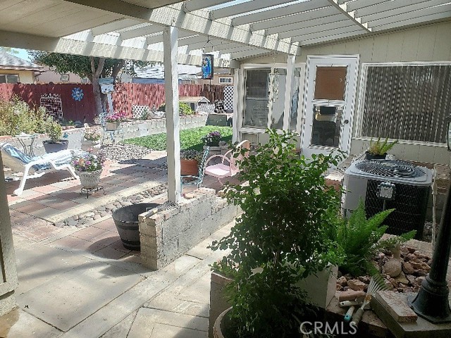 21621 Sandia Road, Apple Valley CA: https://media.crmls.org/medias/6a84160c-bf83-48de-bb32-7ac3debcbadd.jpg