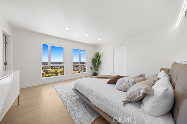 12284 Circula Panorama, Santa Ana CA: https://media.crmls.org/medias/6a859dd7-3b99-4653-aad6-980aea8e4f14.jpg