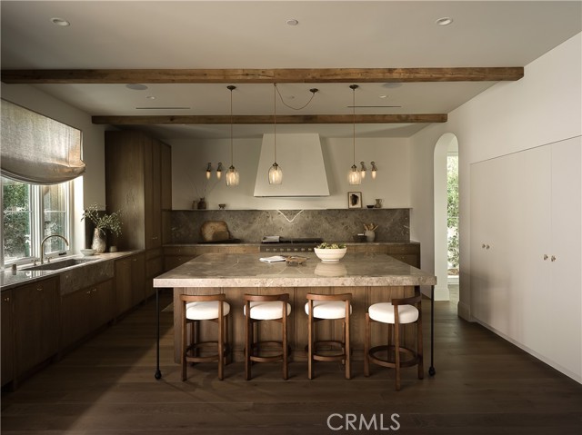 Detail Gallery Image 14 of 50 For 4748 Noble Ave, Sherman Oaks,  CA 91403 - 5 Beds | 5/1 Baths