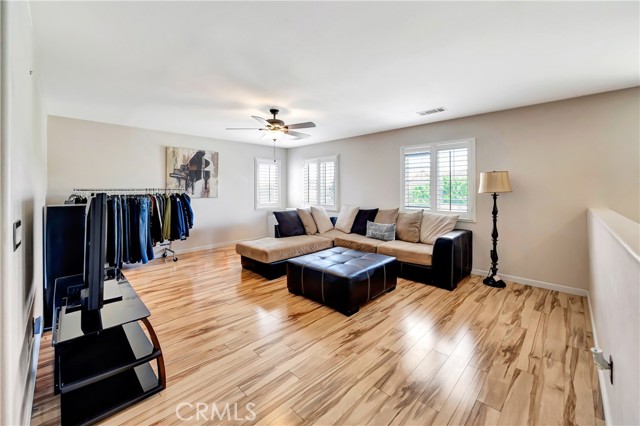 Detail Gallery Image 27 of 56 For 1791 Hideaway Pl, Palmdale,  CA 93551 - 3 Beds | 3 Baths
