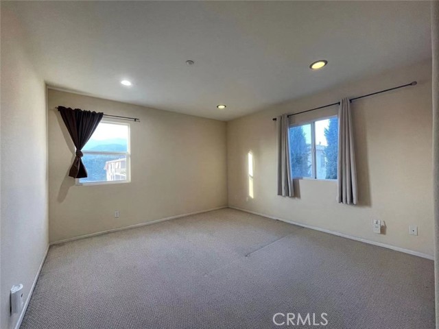 Detail Gallery Image 16 of 22 For 2463 Oswego St #109,  Pasadena,  CA 91107 - 3 Beds | 3/1 Baths