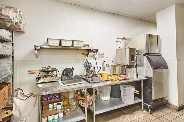 0 400 Disney Way, Anaheim CA: https://media.crmls.org/medias/6a89001c-814e-4ceb-a592-cf1960a81c78.jpg