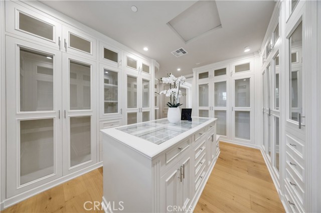 608 Arbolada Drive, Arcadia CA: https://media.crmls.org/medias/6a892b6b-a7df-468e-9745-db3938dc0e7b.jpg